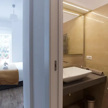 Boba's House, * Rome